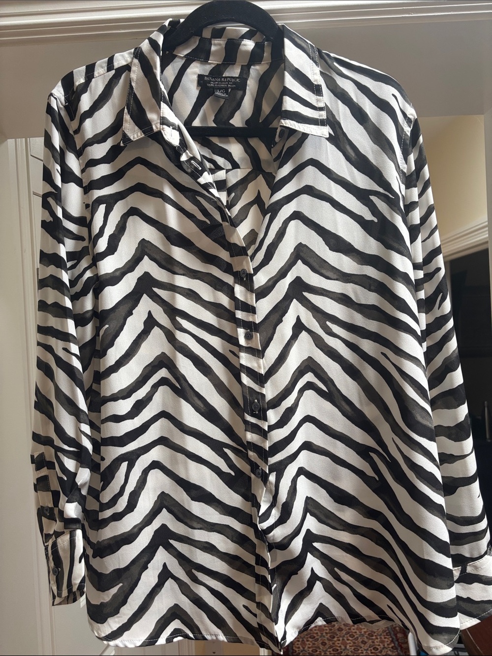 Banana Republic Black and White Zebra-Print Button-Up Shirt